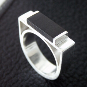 Anillo "Granada" en Latón y Esmalte